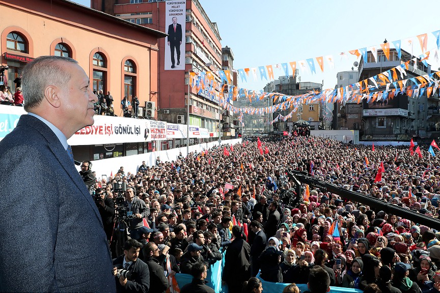 Cumhurbaşkanı Erdoğan: Beraberliğimize fitneyle saldıranlar pusuda bekliyor