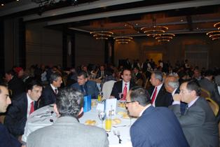 İMO, ustalara plaket verdi