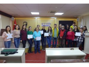 Kuşadası Ticaret Odası’nda ileri seviye excel kursu düzenlendi