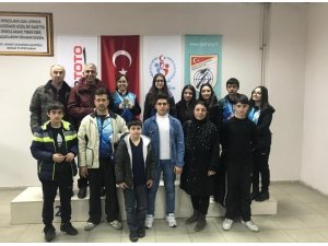 Damla Yılmaz atıcılıkta Türkiye rekoru kırdı
