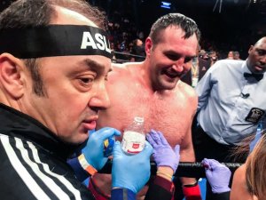 EC Boxing’in sporcuları dünyanın dört bir yanında ringde!
