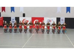 Halk Oyunlar Yıldızlar-Gençler yarışması Kayseri’de