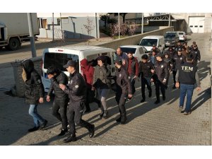 Samsun’da DEAŞ’tan 24 şüpheli adliyede