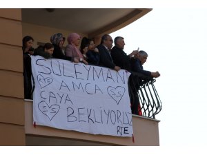 Bakan Soylu, o pankartı görünce ziyarete gitti