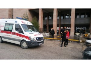 Mahkeme çıkışı kavga: 2 yaralı