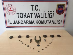 Roma eserlerini satmak isterken yakalandılar