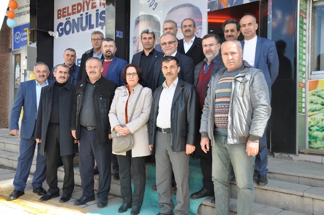 Sivil toplum örgütleri seçim bürolarını ziyaret etti