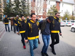 Polisi 14 kurşunla yaralayan 4 şüpheliden 3’ü tutuklandı
