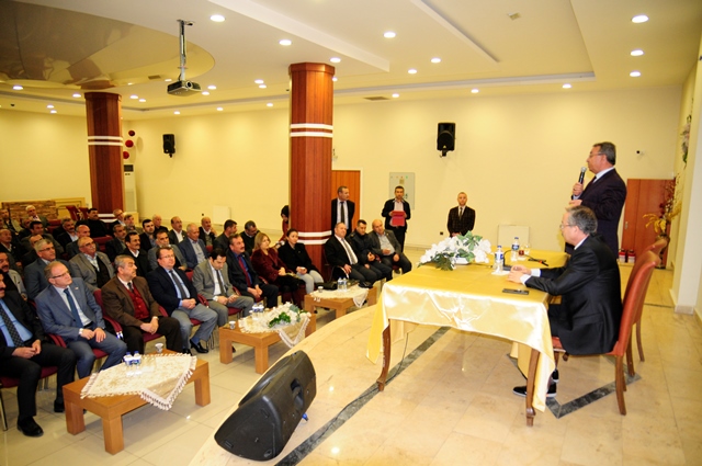 Karatay’da muhtarlarla toplantı