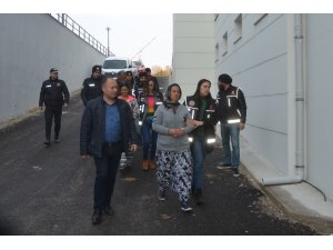 Karaman’daki uyuşturucu operasyonunda 2’si kadın 3 şahsa tutuklama