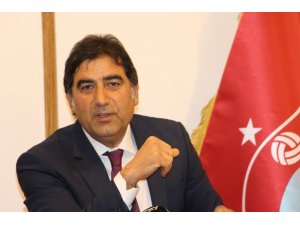 Ünal Karaman: "Bulunduğumuz yeri Cumhuriyet Bayramı olarak ilan edebiliriz"