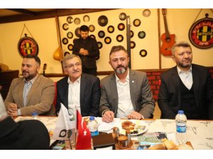 Başkan Adayı Murat Aydın Giresunlular Derneğinin düzenlediği kahvaltıya katıldı