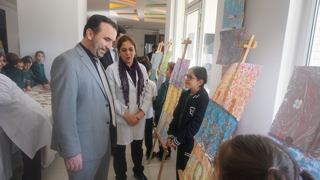 Türmak’ta ebru sergisi