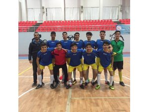 Diyarbakır Spor Lisesi futsalda şampiyon oldu