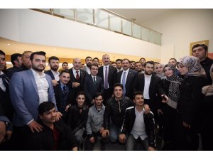 "Hepimiz bir tarağın dişleri gibi eşitiz"