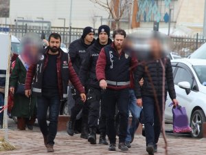 Sivas merkezli 4 ildeki FETÖ operasyonunda 9 şüpheli adliyeye sevk edildi