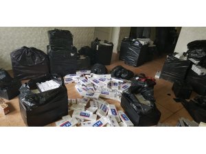 Gaziantep’te 12 bin 700 paket gümrük kaçağı sigara ele geçirildi