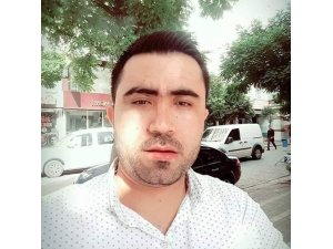 Devrilen traktörün altında kalan Afgan sürücü öldü