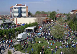 Uyuyan 500 MİLYON TL'yi YÖK Başkanı kaptı