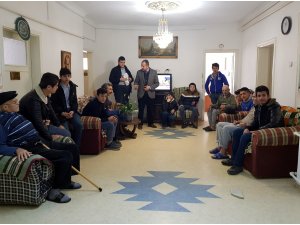 Öğrencilerden yaşlılara ziyaret