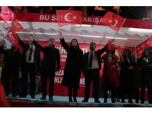 "Başka bir partiden aday oluyorsan bileğine, yüreğine güveneceksin"