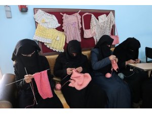 Suriye’de kadınlar kadınlara meslek öğretiyor