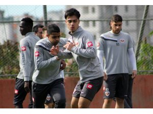 Adanaspor yarın Balıkesir’e gidiyor