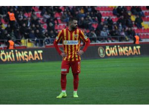 Bernard Mensah’ın yerine Hasan Hüseyin Acar