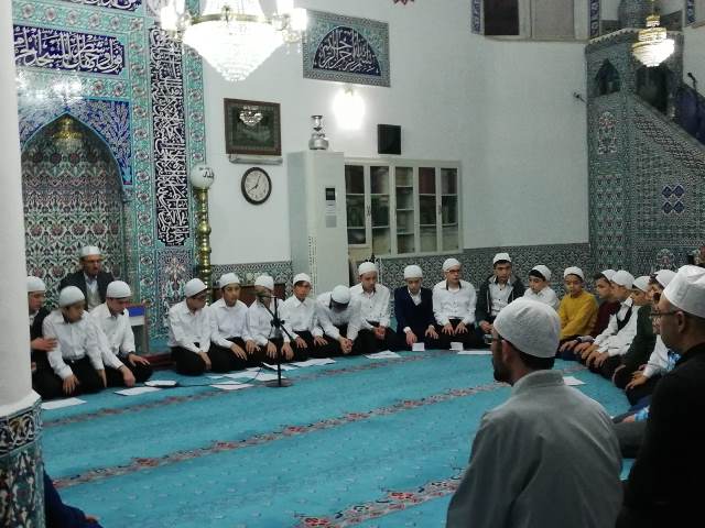 Öğrencilerden kandil programı