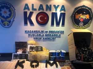 Alanya’da sahte içki ve etil alkol ele geçirildi