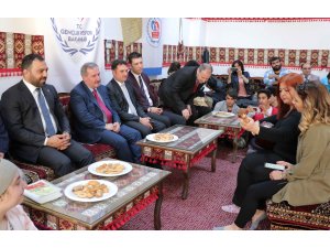 "Tükiye'yi zillete götürmek isteyenlere asla müsaade etmeyelim"