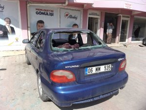 Başkent’te AK Parti Seçim Bürosuna saldırı
