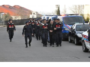 GÜNCELLEME - Zonguldak'taki okul önlerinde uyuşturucu satıcılarına operasyon