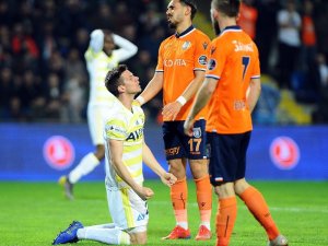 Spor Toto Süper Lig: M.Başakşehir: 2  - Fenerbahçe: 1 (Maç sonucu)