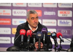 Samet Aybaba: “İlk 45 dakika 3 tane net pozisyon girdik”