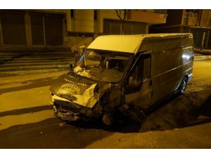 Babasına kızdı trafikte terör estirdi