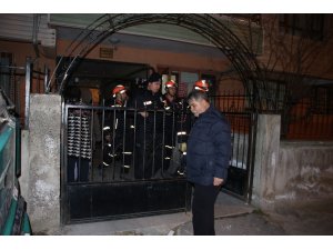 Başkent’te çökme tehlikesi olan bina tahliye edildi