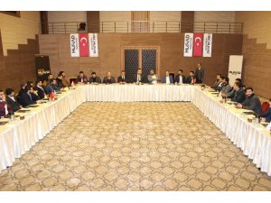 İşadamları "4 adımda dış ticaret" programında buluştu