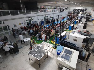 Akınrobotıcs’e ziyaretçi akını