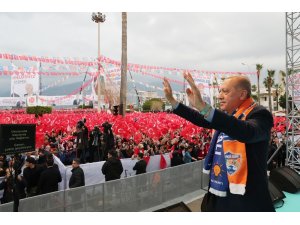 Erdoğan: Terör koridoru oluşturulmasına fırsat vermeyeceğiz