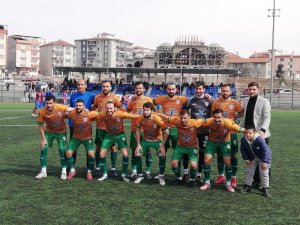 Yeşilyurt Belediyespor şampiyonluk yarışını sürdürüyor