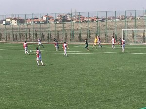 Saraçoğlu’nda amatör maçlar oynanmaya başladı