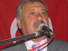 İktidara emin adımlarla yürüyoruz