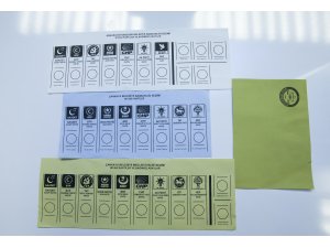 Yerel seçimin oy pusulaları hazır