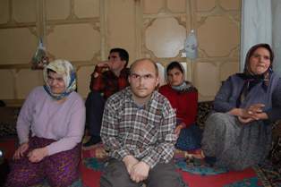 Bir evde dört engelli