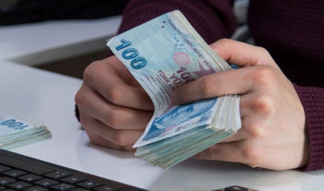 Ekstra kazancın yolu açıldı... Emekliye çifte maaş müjdesi!