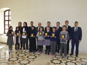 Akören’in başarılı öğrencileri ödüllendirildi