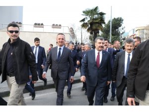 Sağlık Bakanı Koca’dan Zonguldak’ta esnaflara ziyaret