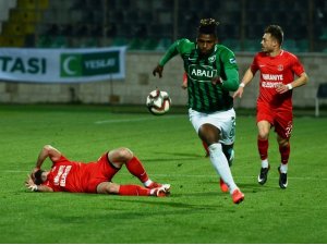 Denzilispor: 0- Ümraniyespor: 0