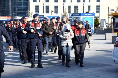 "Renkli reçete" operasyonunda 9 tutuklama